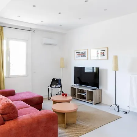 Comfort Sunny Hub With 2 Bdr Apartment *